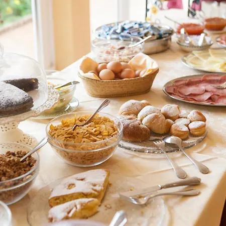 Отель Bologna 3*