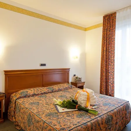 Bologna 3* Бардолино